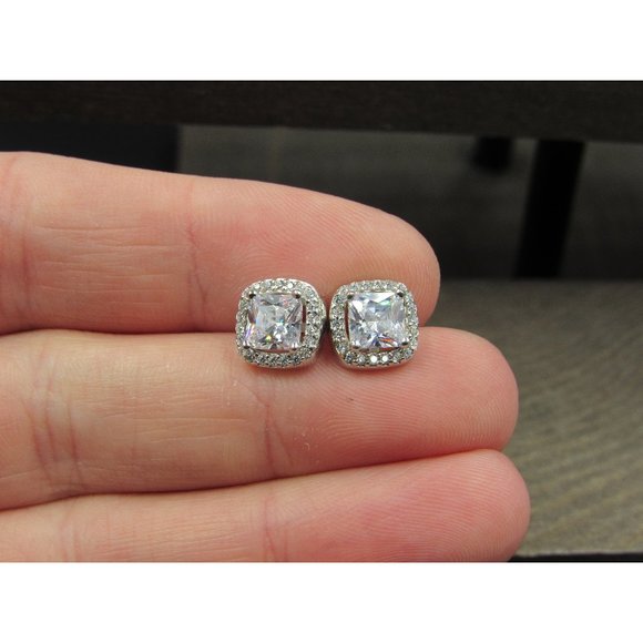 Sterling Silver Great Cut Cubic Zirconia Stud Earrings Vintage Wedding - Picture 1 of 7